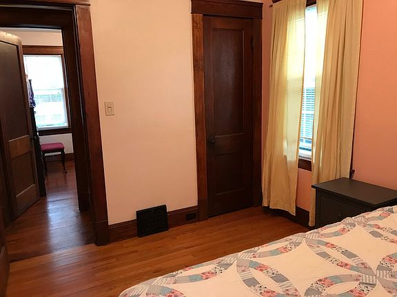 5th image of 1342 W 64th St