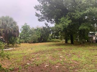 355 SE 241st St, Old Town, FL 32680