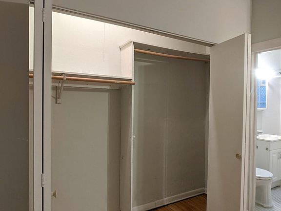 2nd image of 1050 W George St #205RA