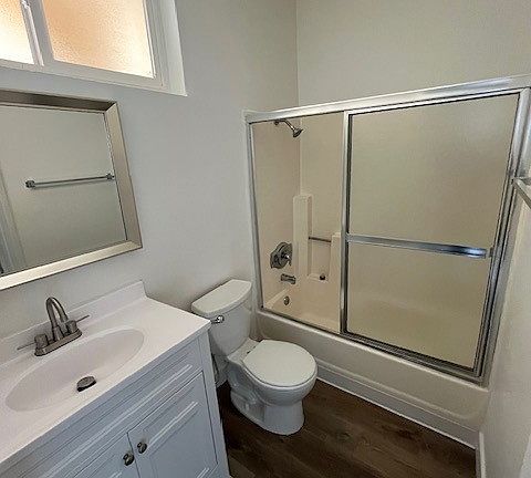 4th image of 3614 Empire Dr APT 204