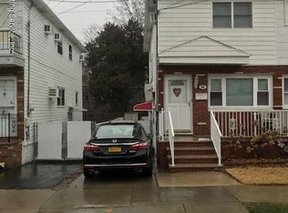 94 S Railroad Ave, Staten Island, NY 10305