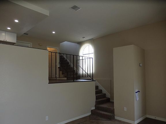 4th image of 14418 Clark St APT D