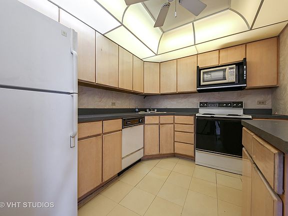 2nd image of 2000 Saint Regis Dr APT 5M