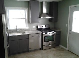 225 S School St, Mount Prospect, IL 60056