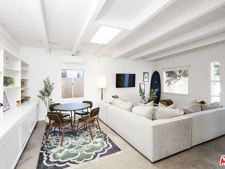 818 Palms Blvd — Photo 26