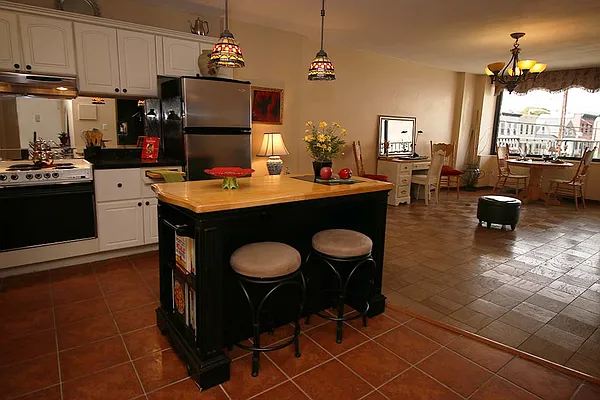 Sold by Hudson View Realty LLC | media 1