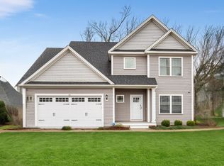 45 Pond Hill Rd #3, North Haven, CT 06473