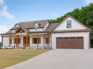 7240 Honeysuckle Trl, Baxter, TN 38544
