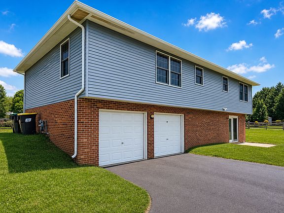 2nd image of 146 Honora Dr