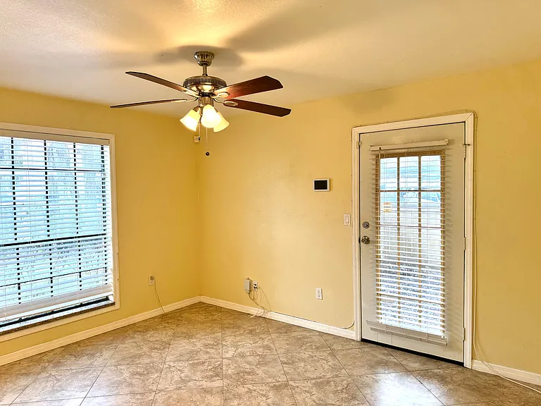 8647 Mallard Reserve Dr #102 — Photo 12