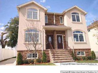 270 Greencroft Ave, Staten Island, NY 10308