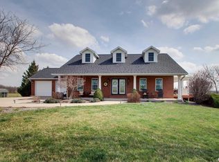 916 E 2300th St, Liberty, IL 62347