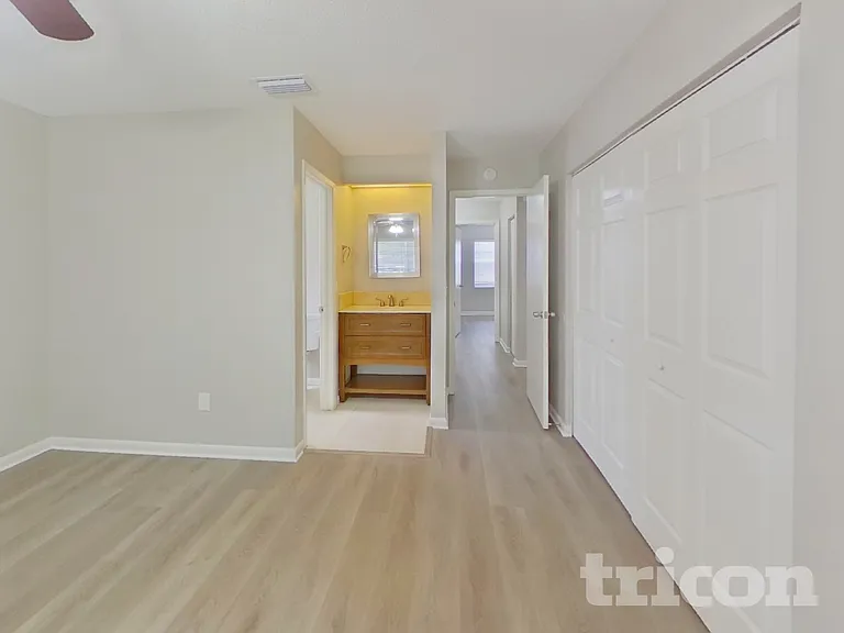 8206 Clermont St — Photo 7
