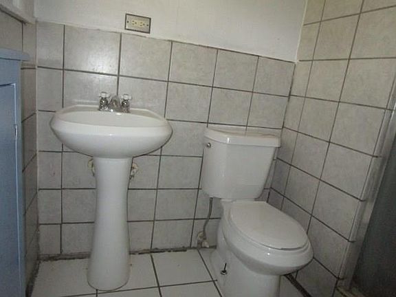 5th image of 3712 Labadie Dr