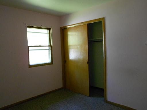 4th image of 620 E Maryland Ave