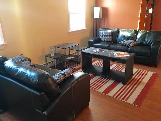 206 California Ave #3 — Photo 4
