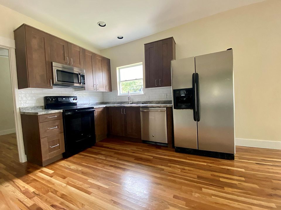 1st image of 603 Parkview Ave