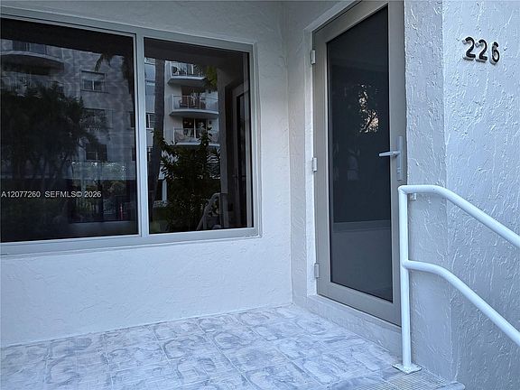 3rd image of 226 Seaview Dr #105