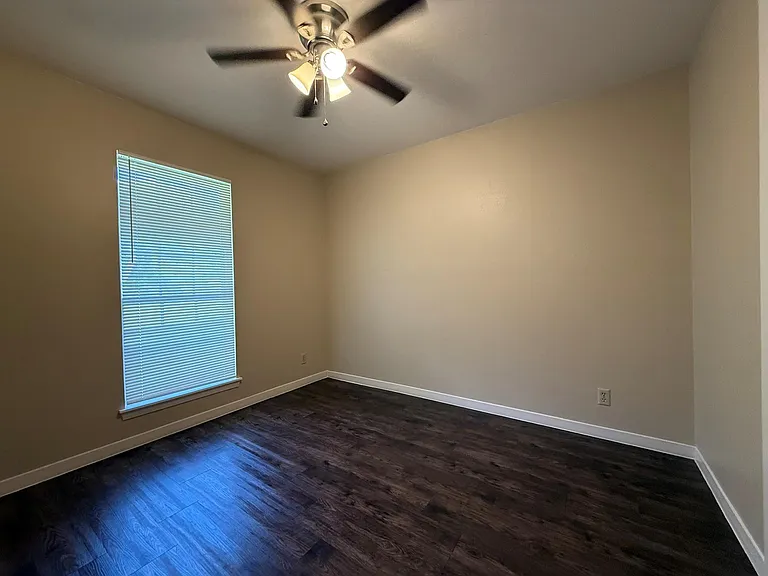 5906 Mountainclimb Dr — Photo 18