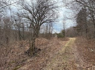 81 Town Farm Rd, Brookfield, MA 01506