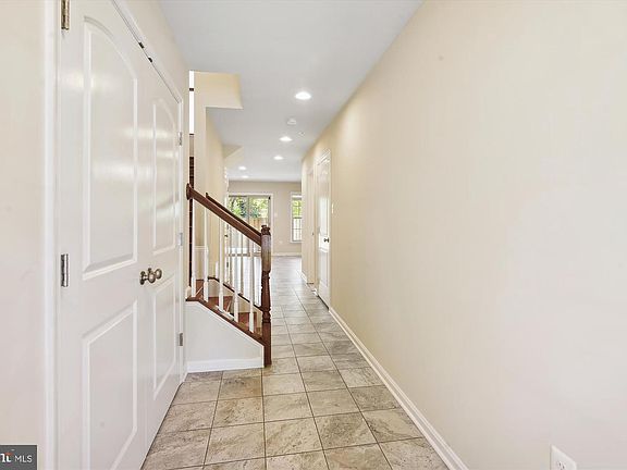 5th image of 1164 Carinoso Cir