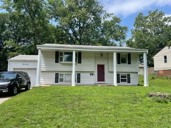 5252 N Richmond Ave, Kansas City, MO 64119