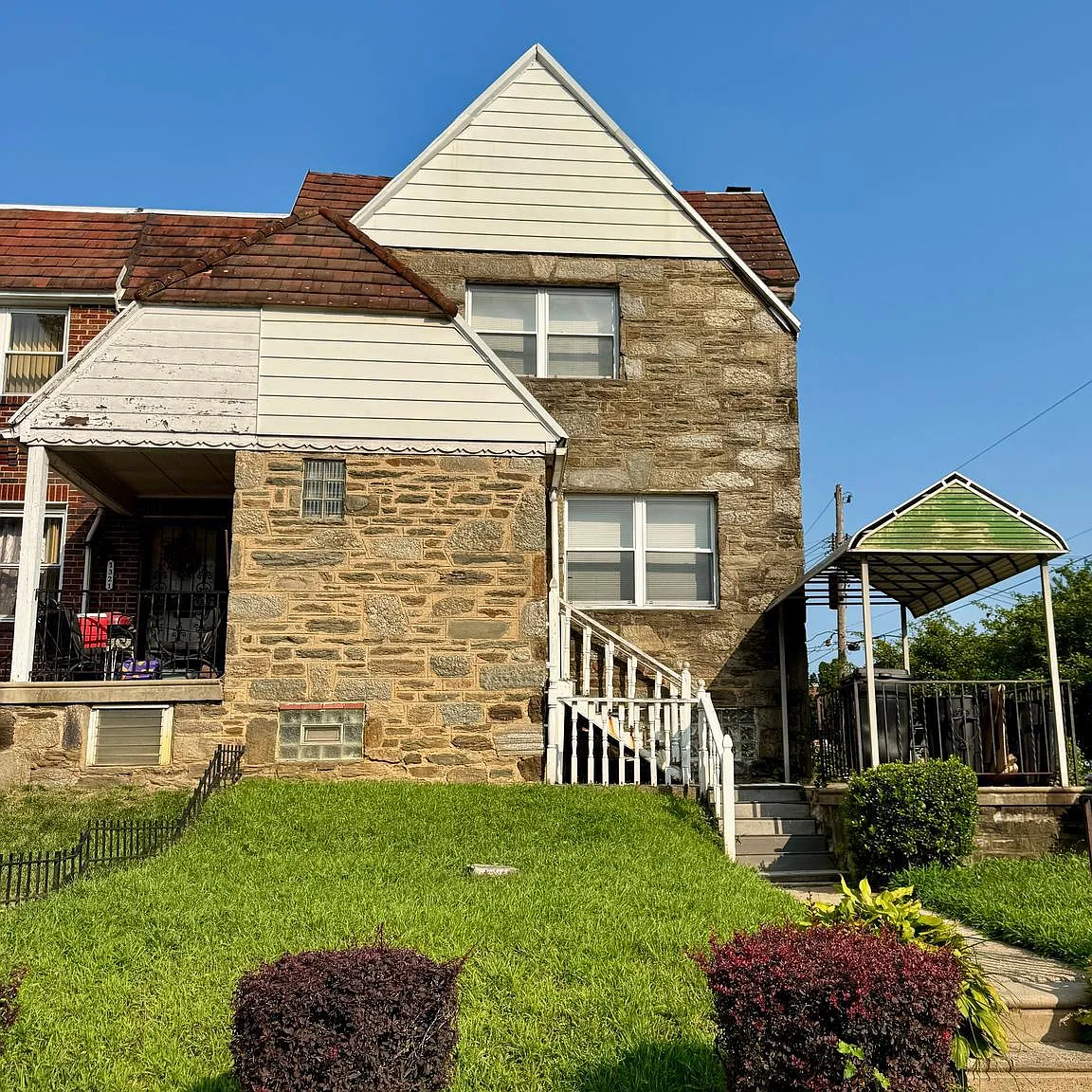 2 bed, 1250 sqft, $1,450 — Photo 1
