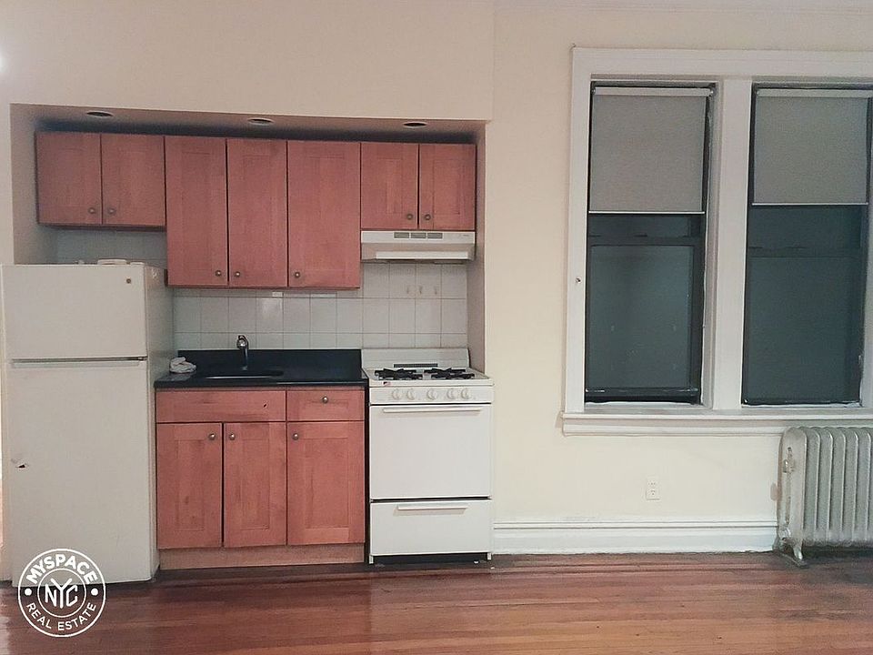 1st image of 350 7th Ave #B1