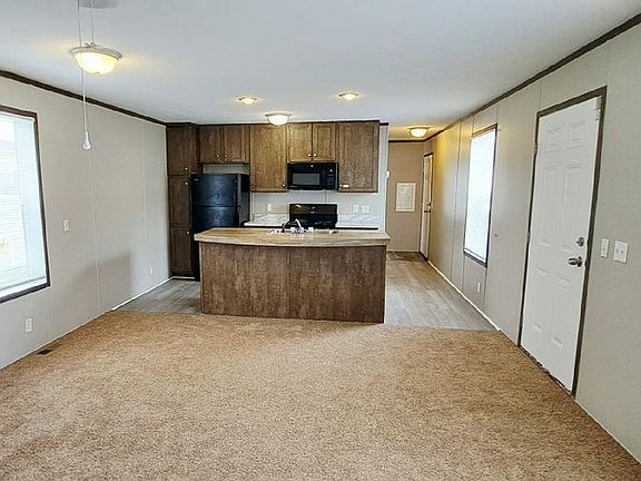 3rd image of 604 Virginia Ave #604