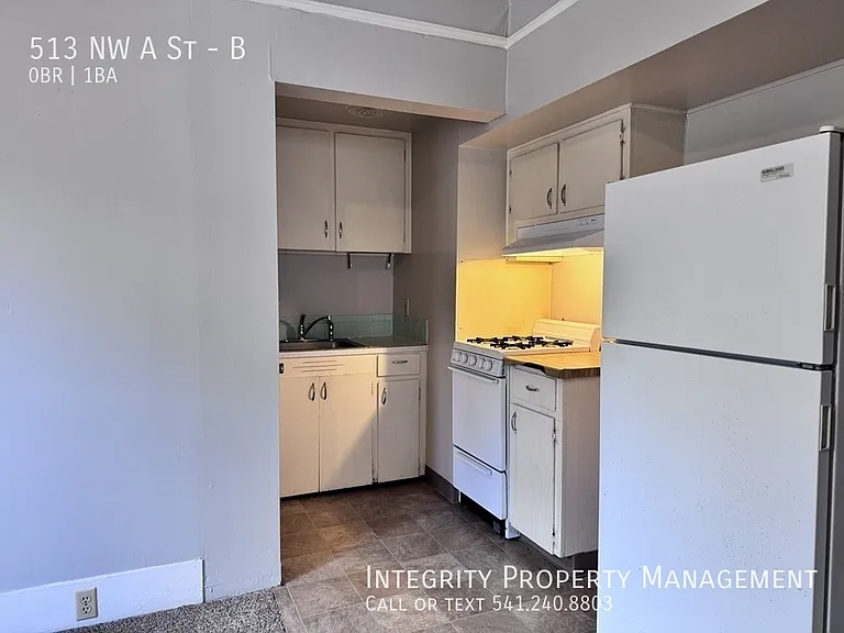 513 NW A St #B — Photo 13