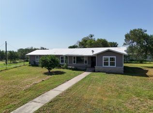 2813 W Highway 21, Dale, TX 78616