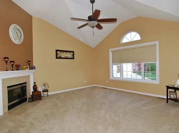 3rd image of 16380 Celtic Cir