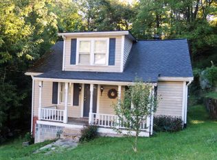 129 Wesley St, Bluefield, VA 24605