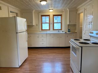 18 Crosby St APT 1, Augusta, ME 04330
