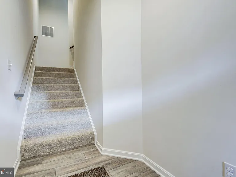 3012 Cardinal Bluff Ct — Photo 2