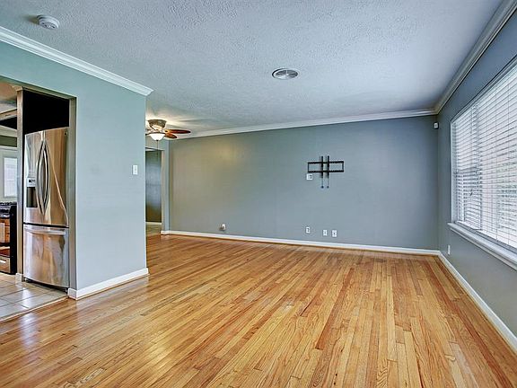5th image of 4429 Nina Lee Ln