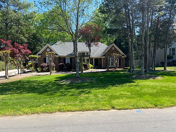 2nd image of 2608 Springs Dr