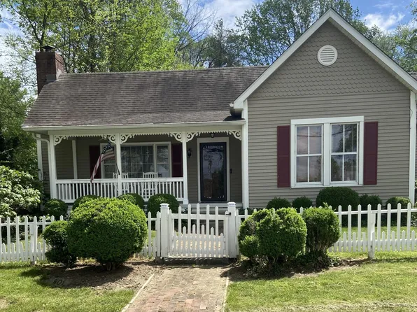 801 Bridgeport Rd, Frankfort, KY 40601