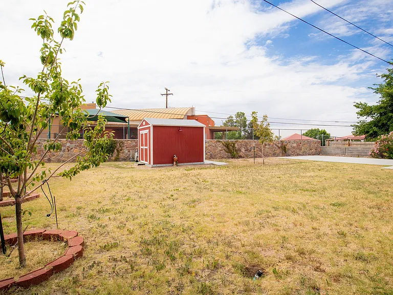 1633 Stull Dr — Photo 30