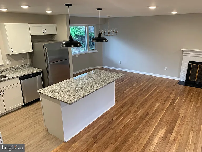 6810 Fern Ln — Photo 11
