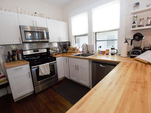 5th image of 802 Ashland Ave #4