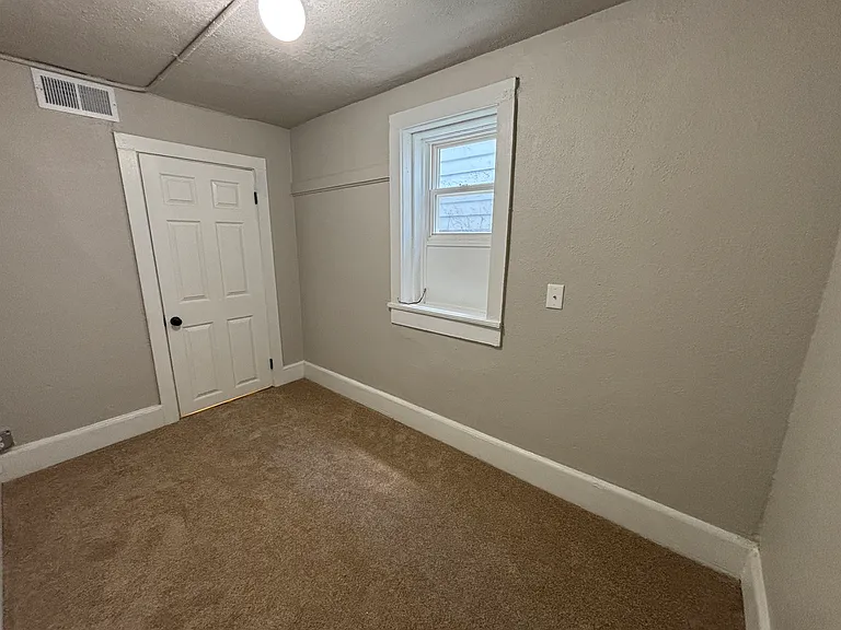 2522 S Burrell St #2 — Photo 13