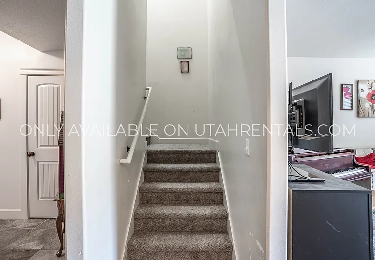 278 E Cascade Ct — Photo 12