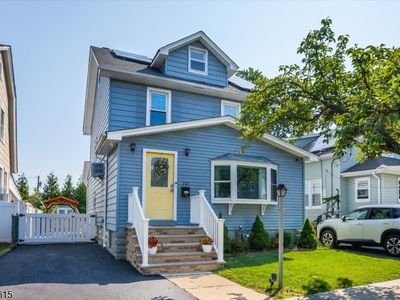 221 Pershing Ave, Roselle Park, NJ, 07204