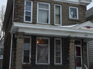 2415 Jackson St, Dubuque, IA 52001