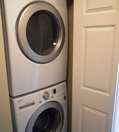 3rd image of 1120 Town Centre Dr APT 6