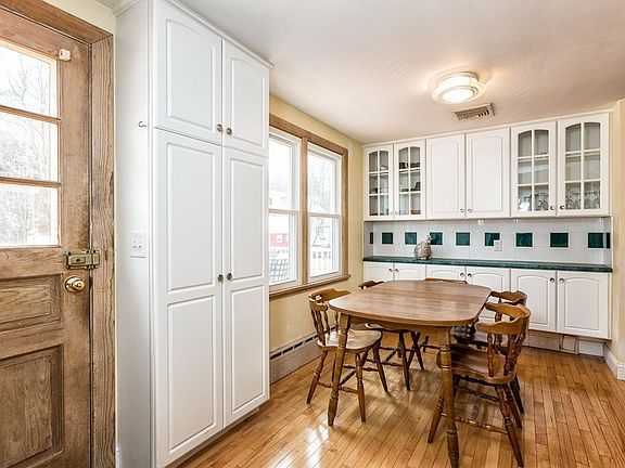 5th image of 455 North Ave