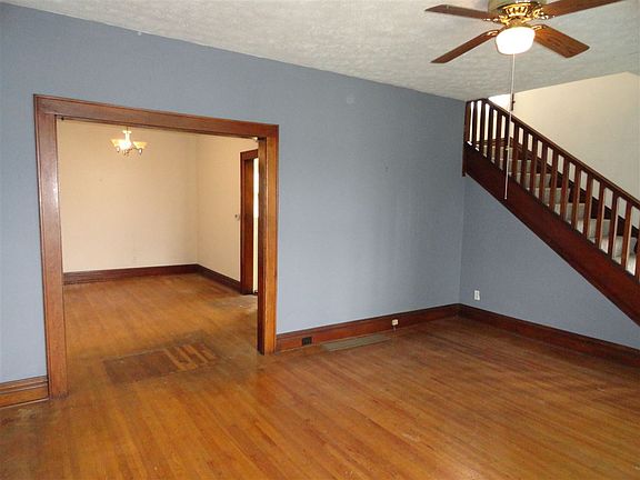 4th image of 1712 Poplar St