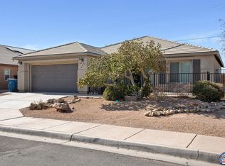 900 Fieldbrook Ct, Imperial, CA 92251