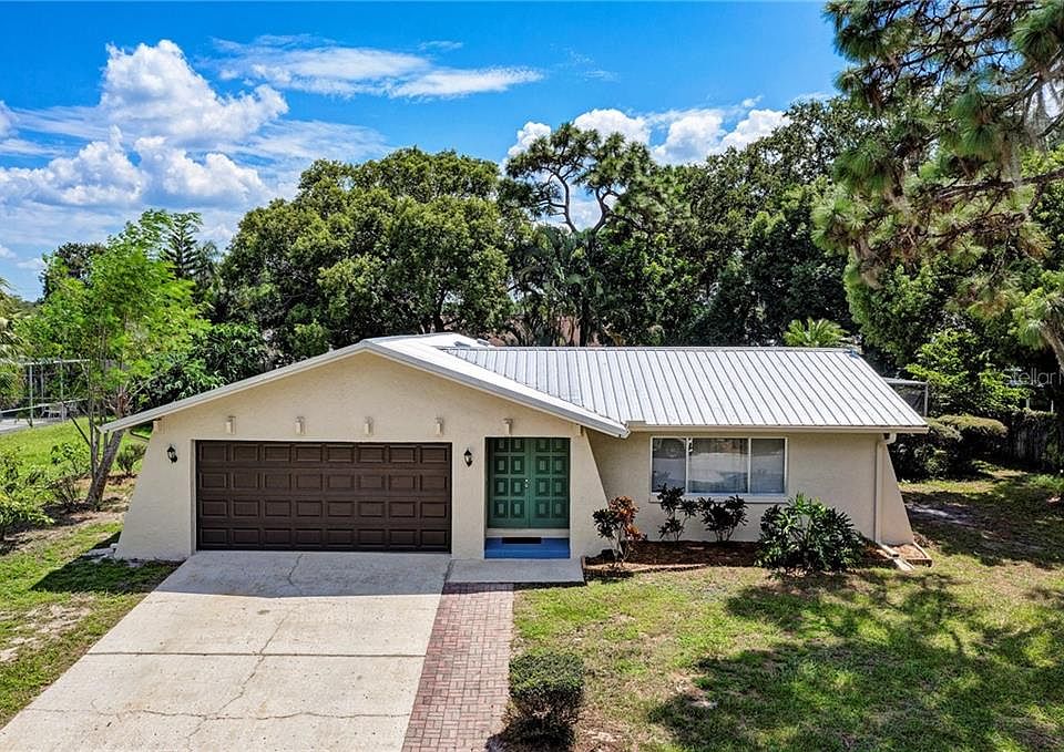 1st image of 6552 Friendship Dr